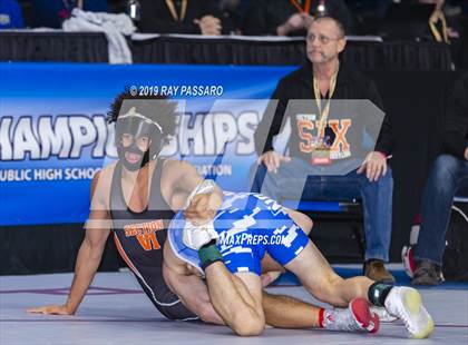 Thumbnail 1 in NYSPHSAA D1 Wrestling Championships (Semifinals 138 -170 lbs) photogallery.