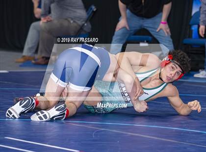 Thumbnail 3 in NYSPHSAA D1 Wrestling Championships (Semifinals 138 -170 lbs) photogallery.