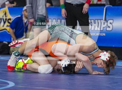 Thumbnail 3 in NYSPHSAA D1 Wrestling Championships (Semifinals 138 -170 lbs) photogallery.