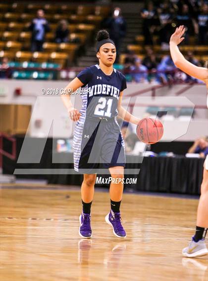 Thumbnail 2 in Widefield vs. Evergreen (CHSAA 4A Final Four) photogallery.