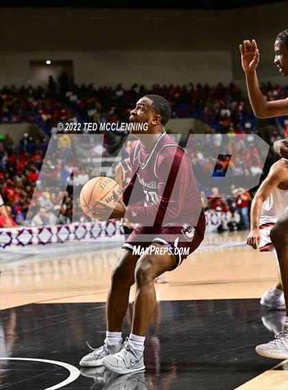 Thumbnail 1 in Magnolia vs. Blytheville (AAA 4A State Final) photogallery.