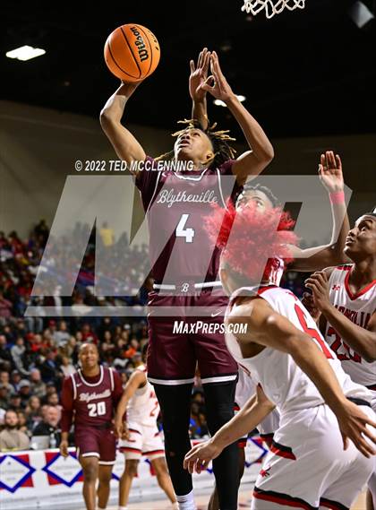Thumbnail 1 in Magnolia vs. Blytheville (AAA 4A State Final) photogallery.