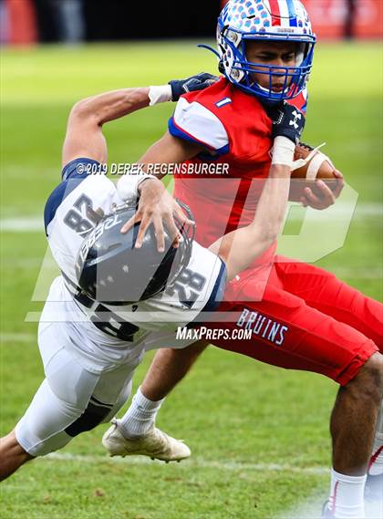 Thumbnail 3 in Cherry Creek vs Columbine (CHSAA 5A Final) photogallery.