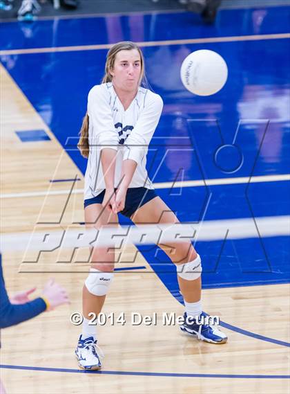 Thumbnail 3 in St. Thomas Aquinas vs. Tampa Prep (Berkeley Premier) photogallery.