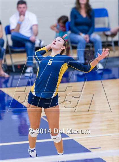 Thumbnail 1 in St. Thomas Aquinas vs. Tampa Prep (Berkeley Premier) photogallery.