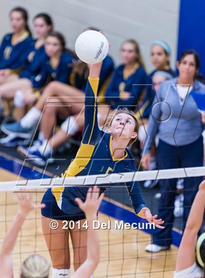 Thumbnail 1 in St. Thomas Aquinas vs. Tampa Prep (Berkeley Premier) photogallery.