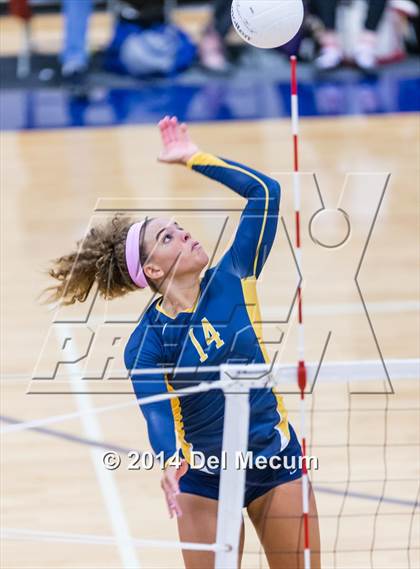 Thumbnail 3 in St. Thomas Aquinas vs. Tampa Prep (Berkeley Premier) photogallery.