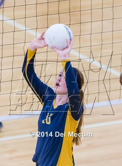 Thumbnail 3 in St. Thomas Aquinas vs. Tampa Prep (Berkeley Premier) photogallery.