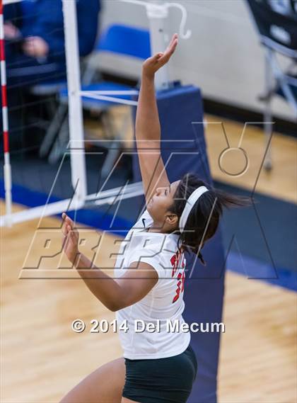 Thumbnail 3 in St. Thomas Aquinas vs. Tampa Prep (Berkeley Premier) photogallery.