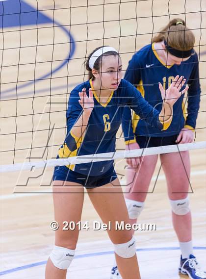 Thumbnail 1 in St. Thomas Aquinas vs. Tampa Prep (Berkeley Premier) photogallery.