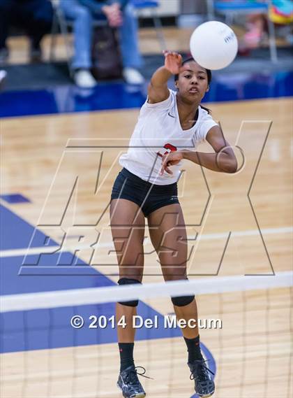 Thumbnail 1 in St. Thomas Aquinas vs. Tampa Prep (Berkeley Premier) photogallery.