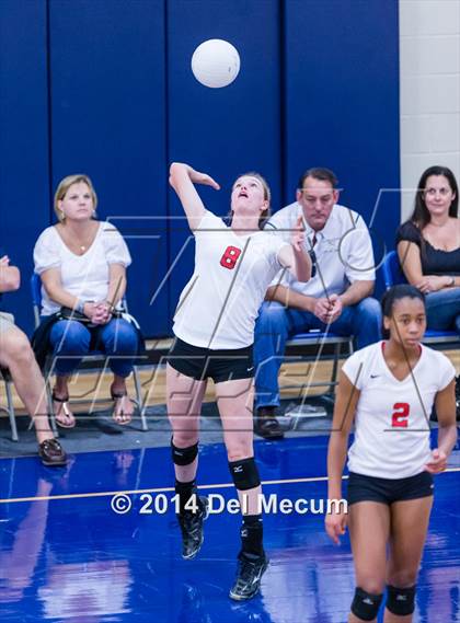 Thumbnail 1 in St. Thomas Aquinas vs. Tampa Prep (Berkeley Premier) photogallery.