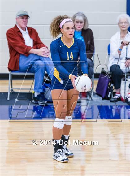Thumbnail 1 in St. Thomas Aquinas vs. Tampa Prep (Berkeley Premier) photogallery.