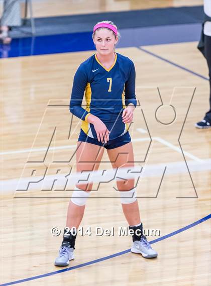 Thumbnail 1 in St. Thomas Aquinas vs. Tampa Prep (Berkeley Premier) photogallery.