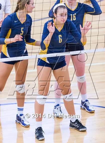Thumbnail 1 in St. Thomas Aquinas vs. Tampa Prep (Berkeley Premier) photogallery.