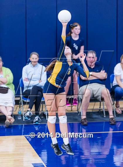 Thumbnail 1 in St. Thomas Aquinas vs. Tampa Prep (Berkeley Premier) photogallery.