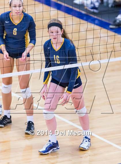 Thumbnail 2 in St. Thomas Aquinas vs. Tampa Prep (Berkeley Premier) photogallery.