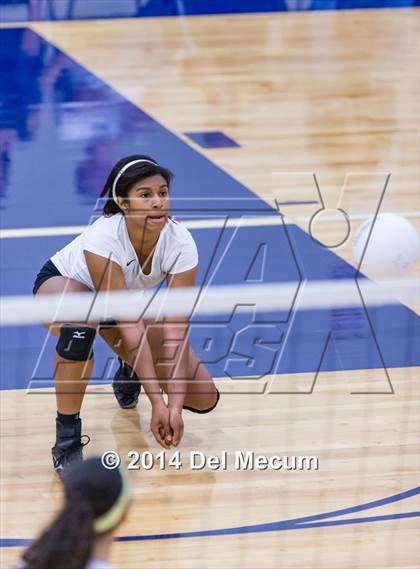 Thumbnail 1 in St. Thomas Aquinas vs. Tampa Prep (Berkeley Premier) photogallery.