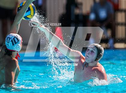 Thumbnail 1 in Pasadena @ Crespi photogallery.