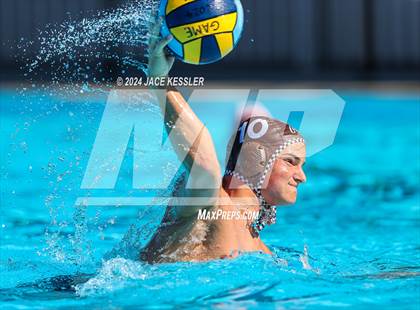 Thumbnail 1 in Pasadena @ Crespi photogallery.