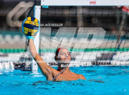 Thumbnail 1 in Pasadena @ Crespi photogallery.