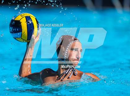 Thumbnail 1 in Pasadena @ Crespi photogallery.