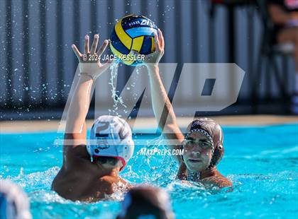 Thumbnail 2 in Pasadena @ Crespi photogallery.