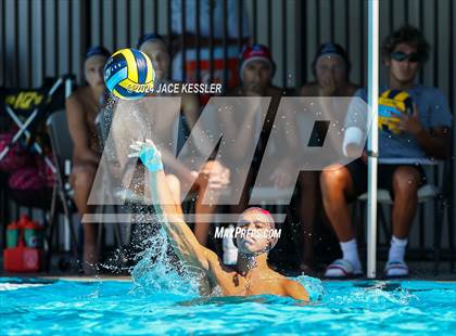 Thumbnail 1 in Pasadena @ Crespi photogallery.