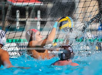 Thumbnail 1 in Pasadena @ Crespi photogallery.