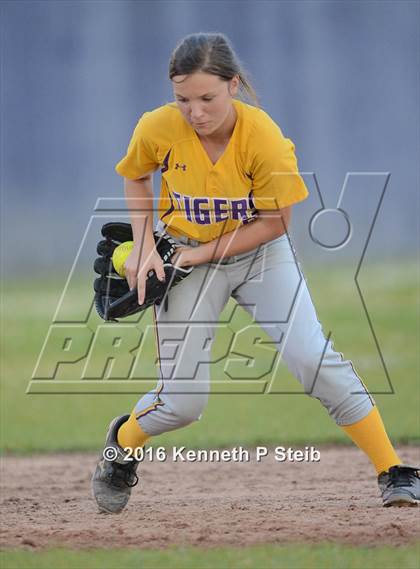 Thumbnail 1 in East St. John @ Thibodaux photogallery.