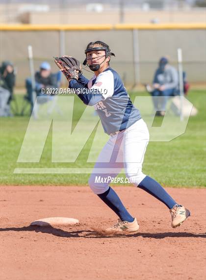 Thumbnail 3 in Desert Vista vs. Cypress (Dave Kops Tournament of Champions) photogallery.