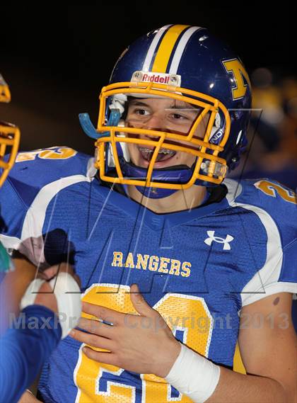 Thumbnail 2 in Nordhoff vs. El Segundo (CIF SS Northwest Division Final) photogallery.