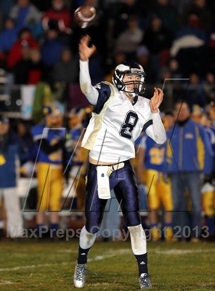 Thumbnail 3 in Nordhoff vs. El Segundo (CIF SS Northwest Division Final) photogallery.
