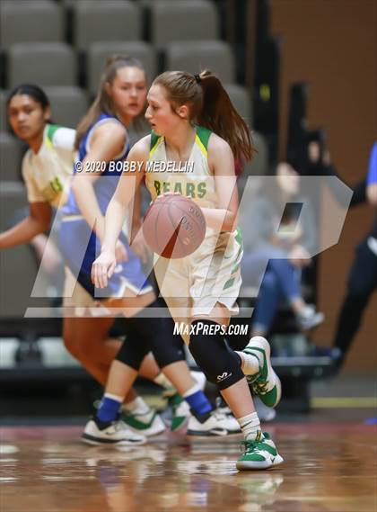 Thumbnail 2 in Caruthers vs. Sierra Pacific (CIF D4 Central Section Championship) photogallery.