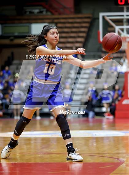Thumbnail 3 in Caruthers vs. Sierra Pacific (CIF D4 Central Section Championship) photogallery.