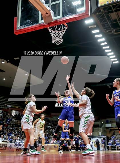 Thumbnail 3 in Caruthers vs. Sierra Pacific (CIF D4 Central Section Championship) photogallery.