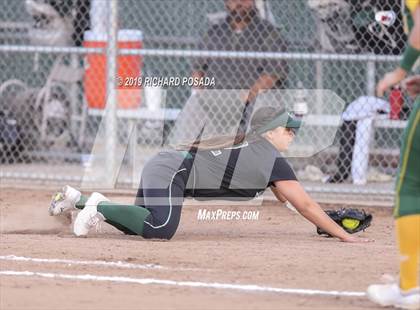 Thumbnail 1 in Dinuba @ Kingsburg photogallery.
