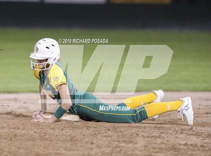 Thumbnail 3 in Dinuba @ Kingsburg photogallery.