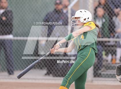 Thumbnail 3 in Dinuba @ Kingsburg photogallery.