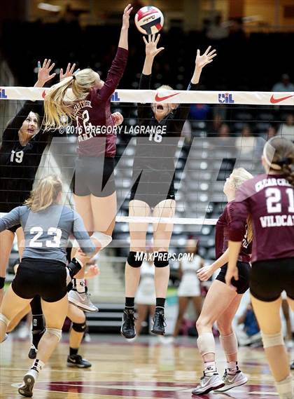 Thumbnail 2 in Hebron vs. Clear Creek  photogallery.
