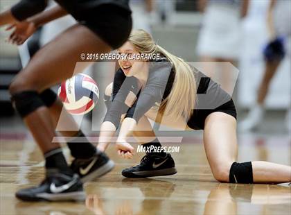 Thumbnail 2 in Hebron vs. Clear Creek  photogallery.