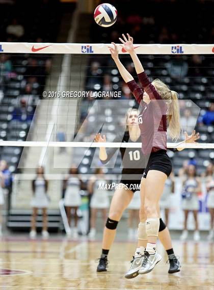 Thumbnail 3 in Hebron vs. Clear Creek  photogallery.