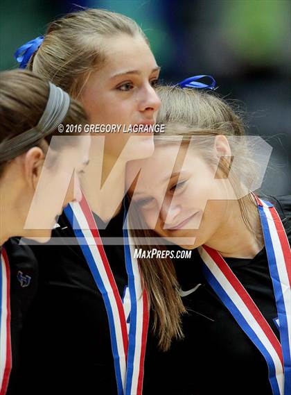 Thumbnail 2 in Hebron vs. Clear Creek  photogallery.