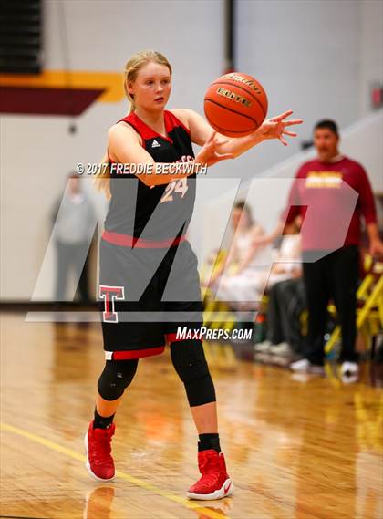 Thumbnail 1 in Trenton @ Collinsville photogallery.