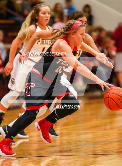 Thumbnail 3 in Trenton @ Collinsville photogallery.