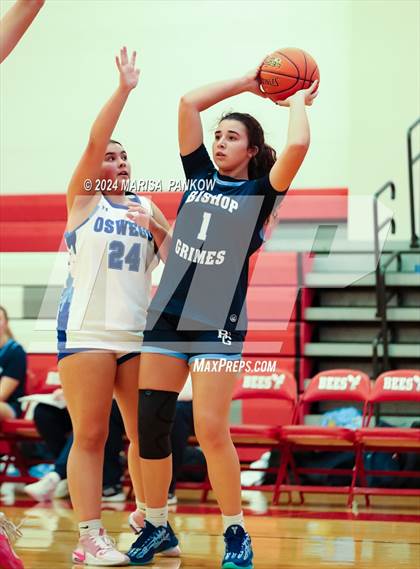 Thumbnail 1 in Bishop Grimes VS Oswego photogallery.
