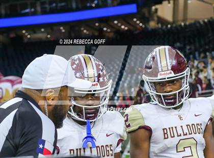 Thumbnail 1 in Jordan vs. Summer Creek (UIL 6A-DII Football Semi-Regional) photogallery.
