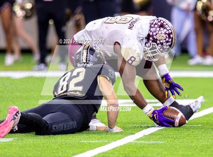 Thumbnail 1 in Jordan vs. Summer Creek (UIL 6A-DII Football Semi-Regional) photogallery.