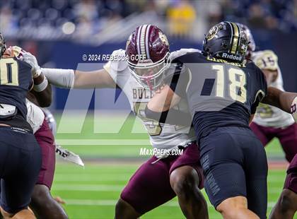Thumbnail 2 in Jordan vs. Summer Creek (UIL 6A-DII Football Semi-Regional) photogallery.