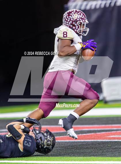 Thumbnail 1 in Jordan vs. Summer Creek (UIL 6A-DII Football Semi-Regional) photogallery.